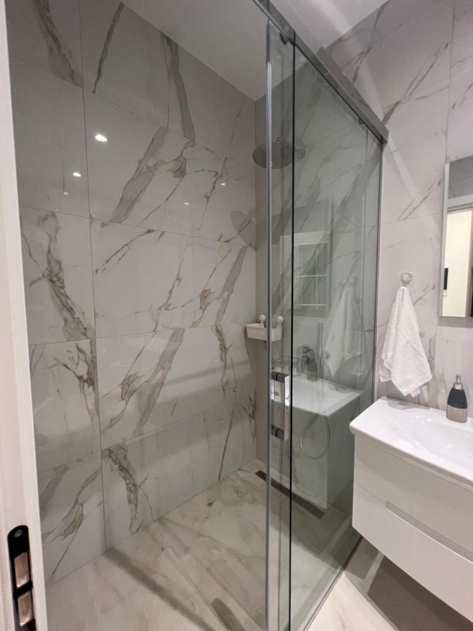 Cane Apartment Emerald Тирана Экстерьер фото